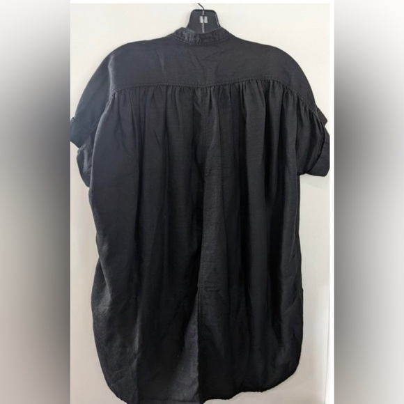 Aritzia Bertillon blouse in Black, size small - Picture 3 of 9